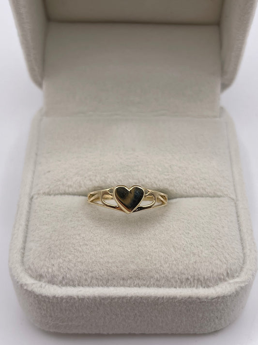 9ct gold heart ring