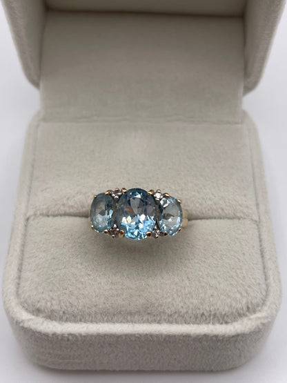 9ct gold topaz and diamond ring