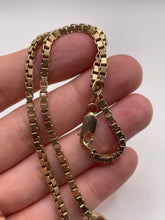 Load image into Gallery viewer, 9ct gold chain 66
