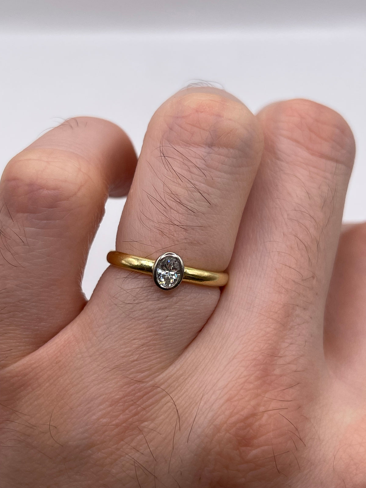18ct gold diamond ring