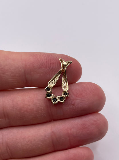 9ct gold sapphire and diamond pendant