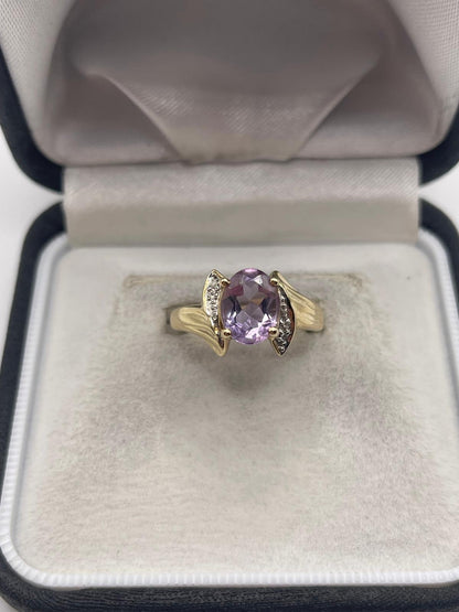 9ct gold amethyst and diamond ring