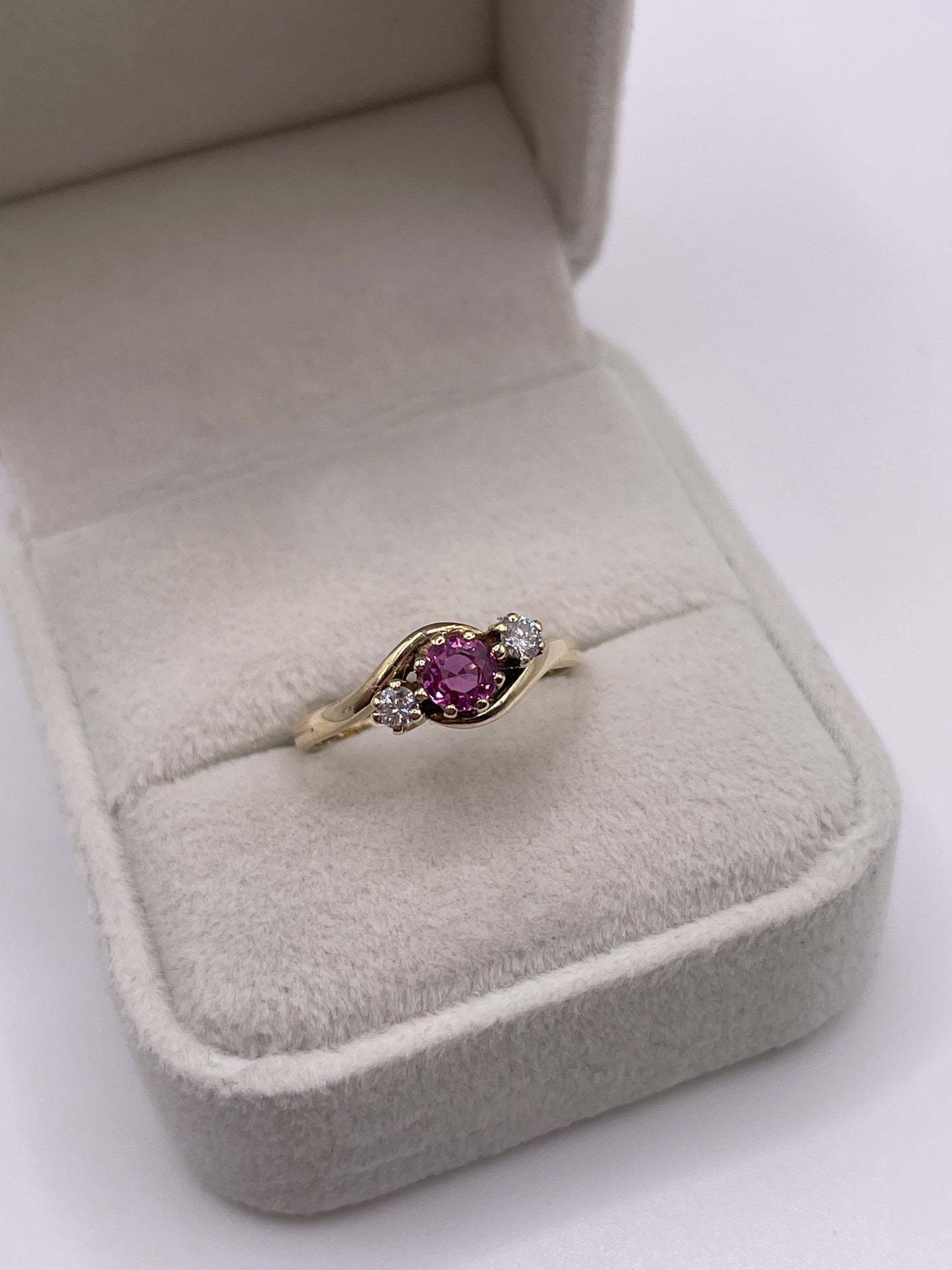 9ct gold ruby and diamond ring