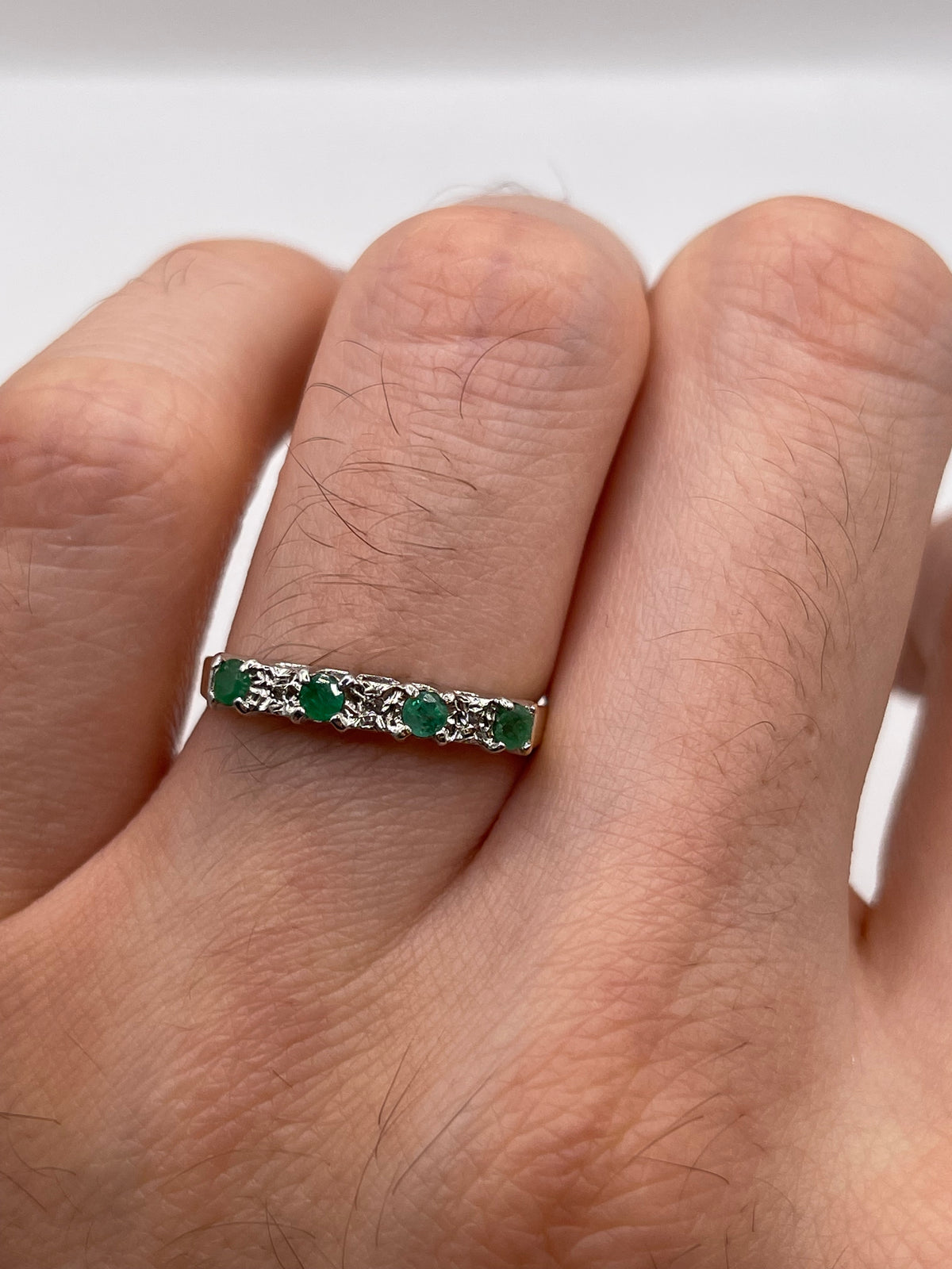 9ct gold emerald and diamond ring