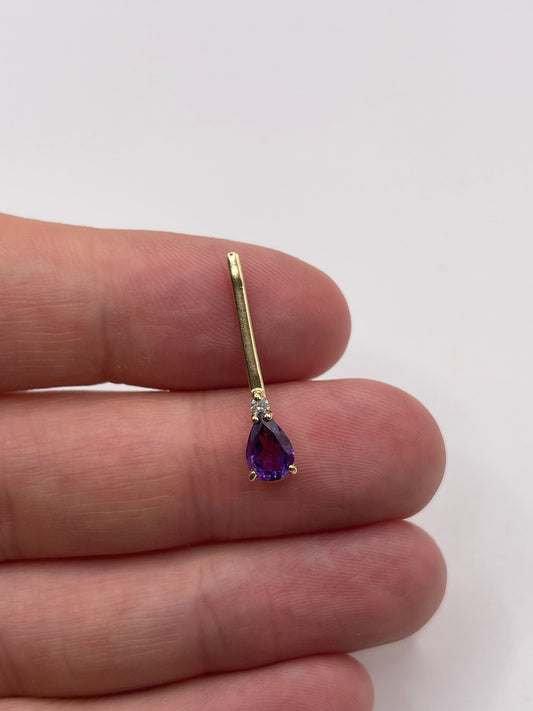 9ct gold amethyst and diamond pendant