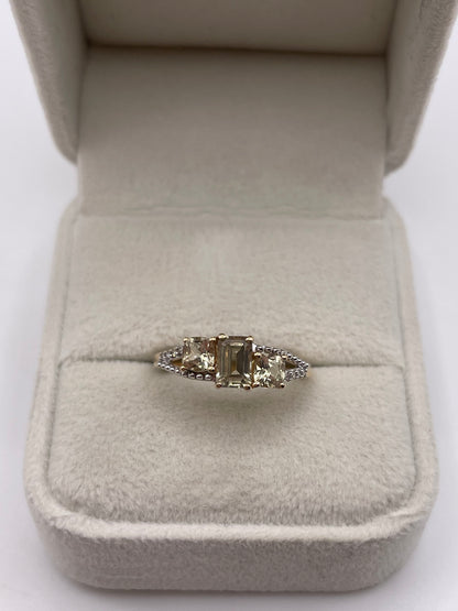 9ct gold quartz and diamond ring