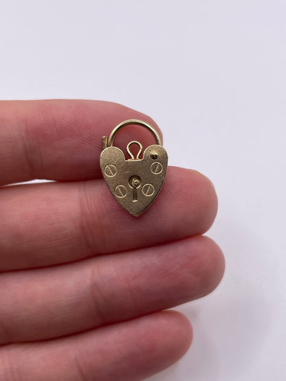9ct gold padlock 7