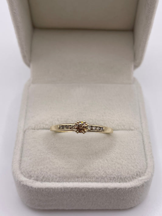 9ct gold diamond ring