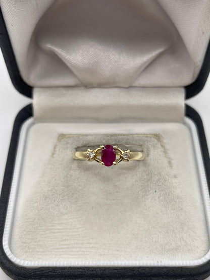 9ct gold ruby and diamond ring