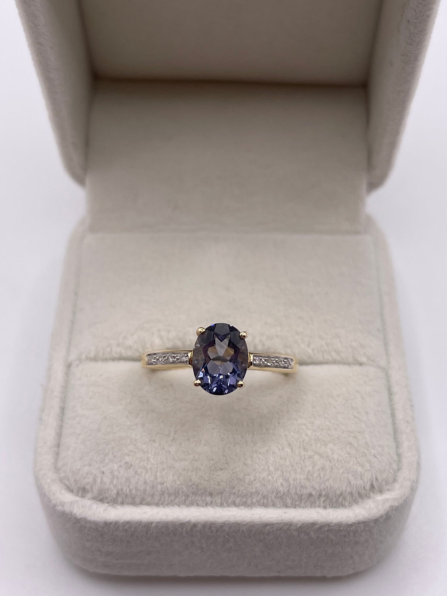 9ct gold iolite and diamond ring