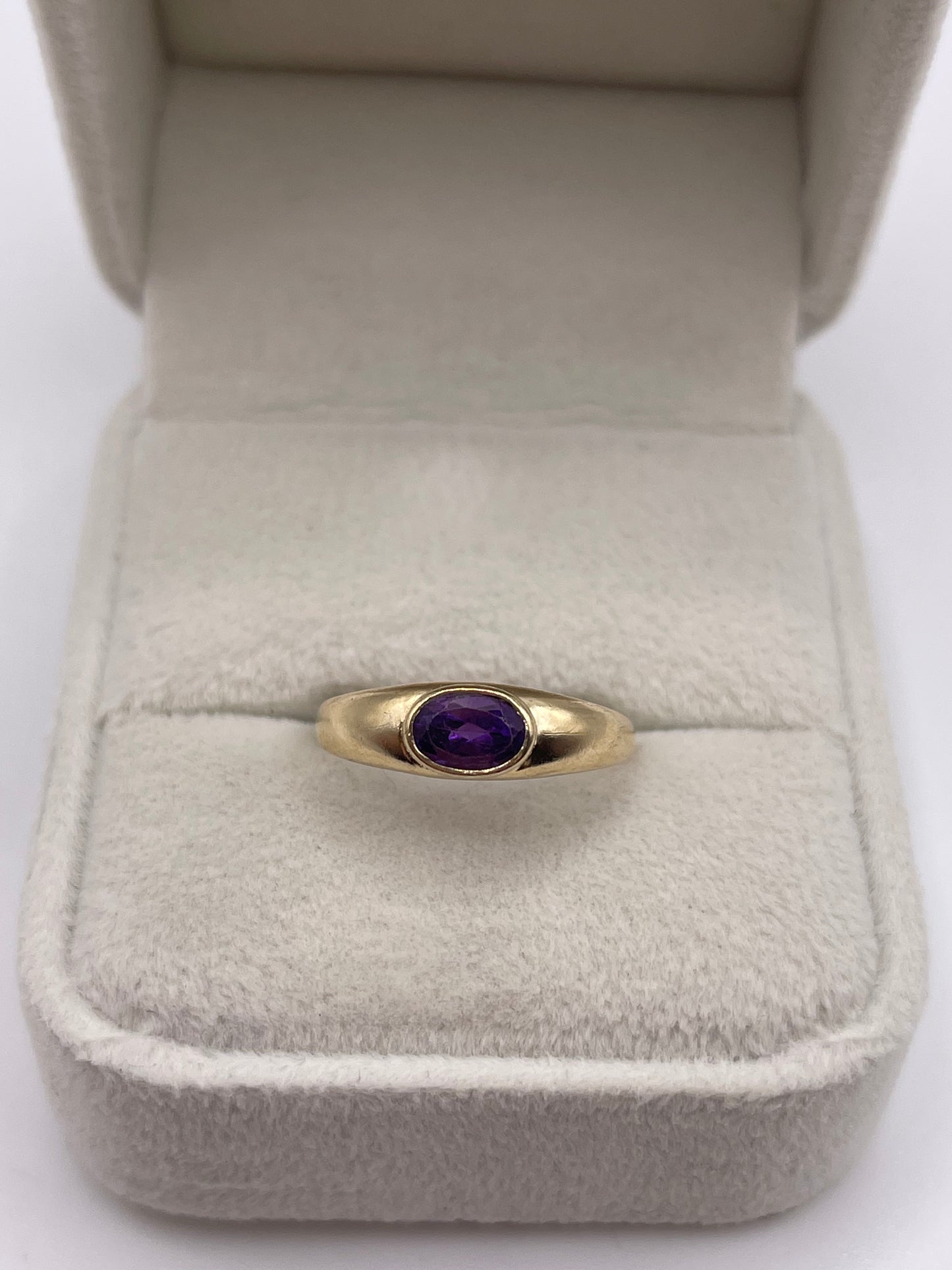 9ct gold amethyst ring