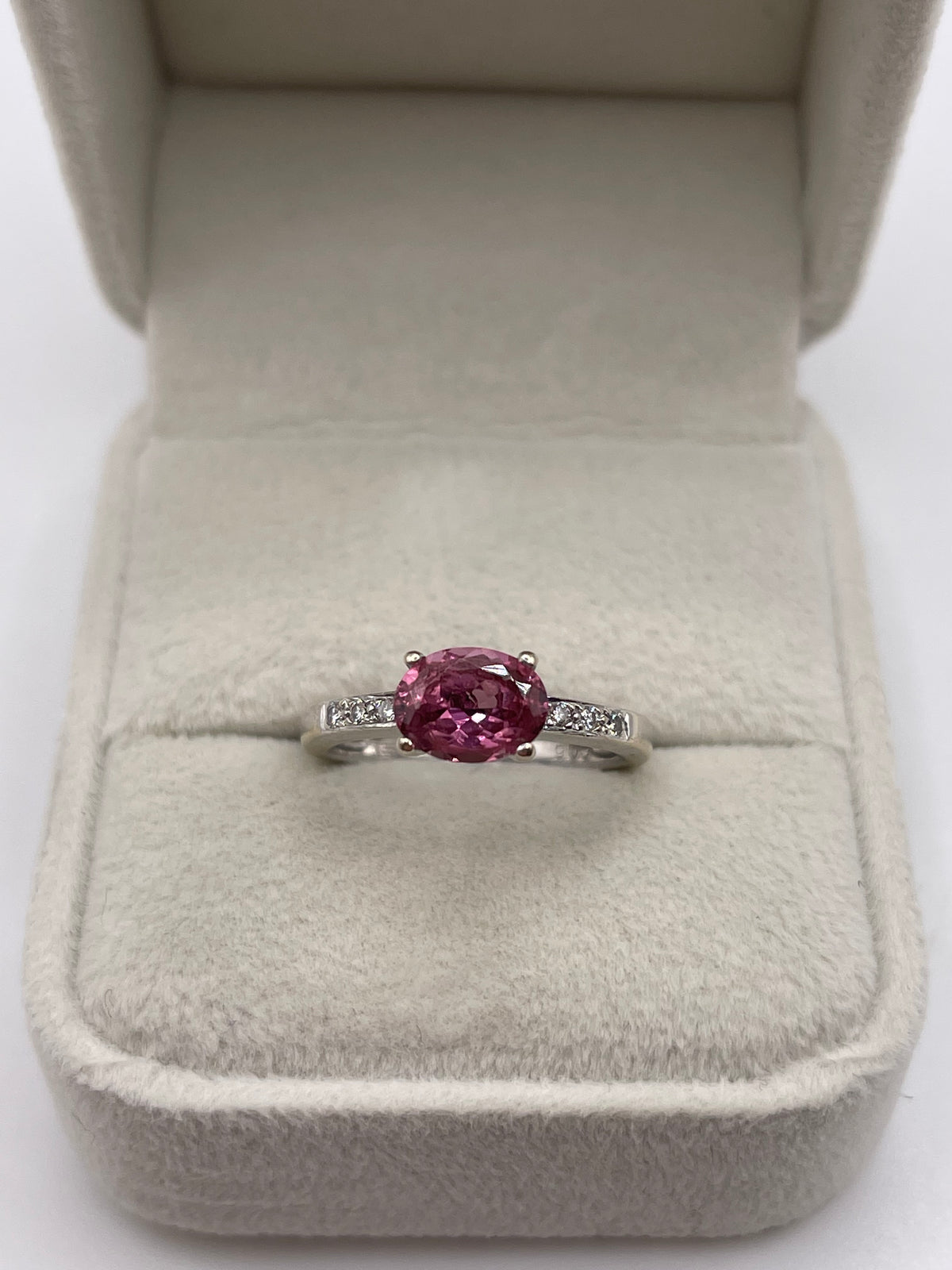 14ct white gold tourmaline and diamond ring