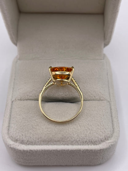 9ct gold citrine and diamond ring