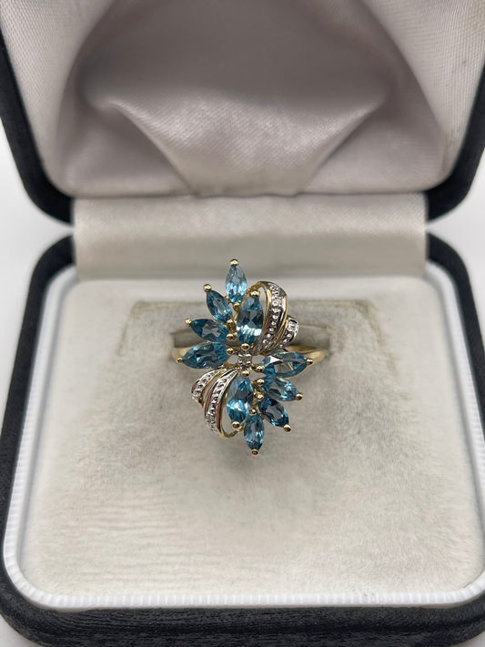 9ct gold topaz and diamond ring