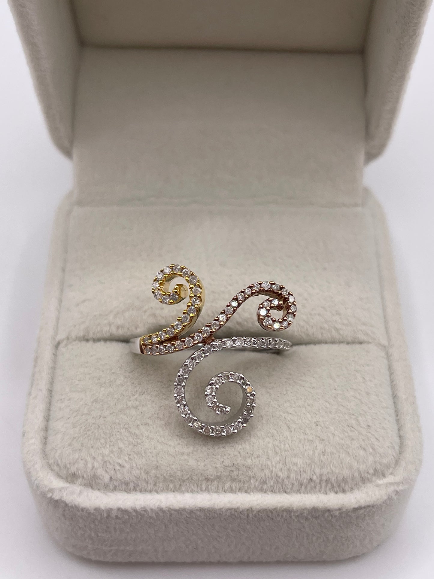 9ct white gold diamond cluster ring