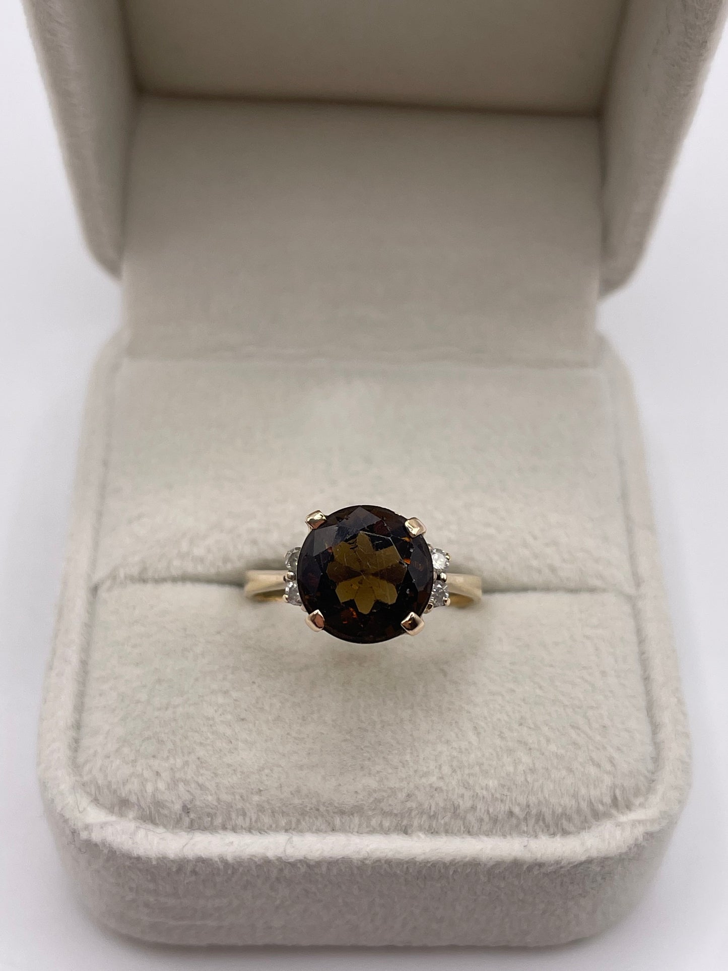 9ct gold Smokey quartz and diamond ring