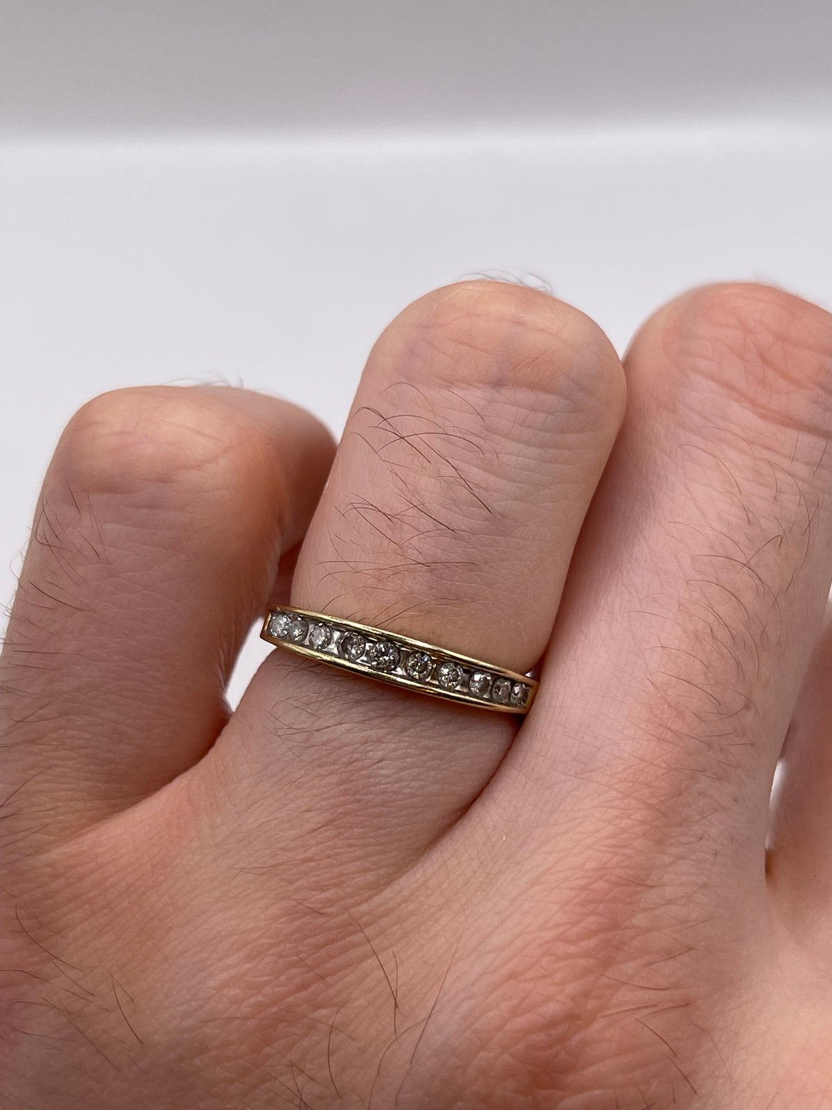 9ct gold diamond ring