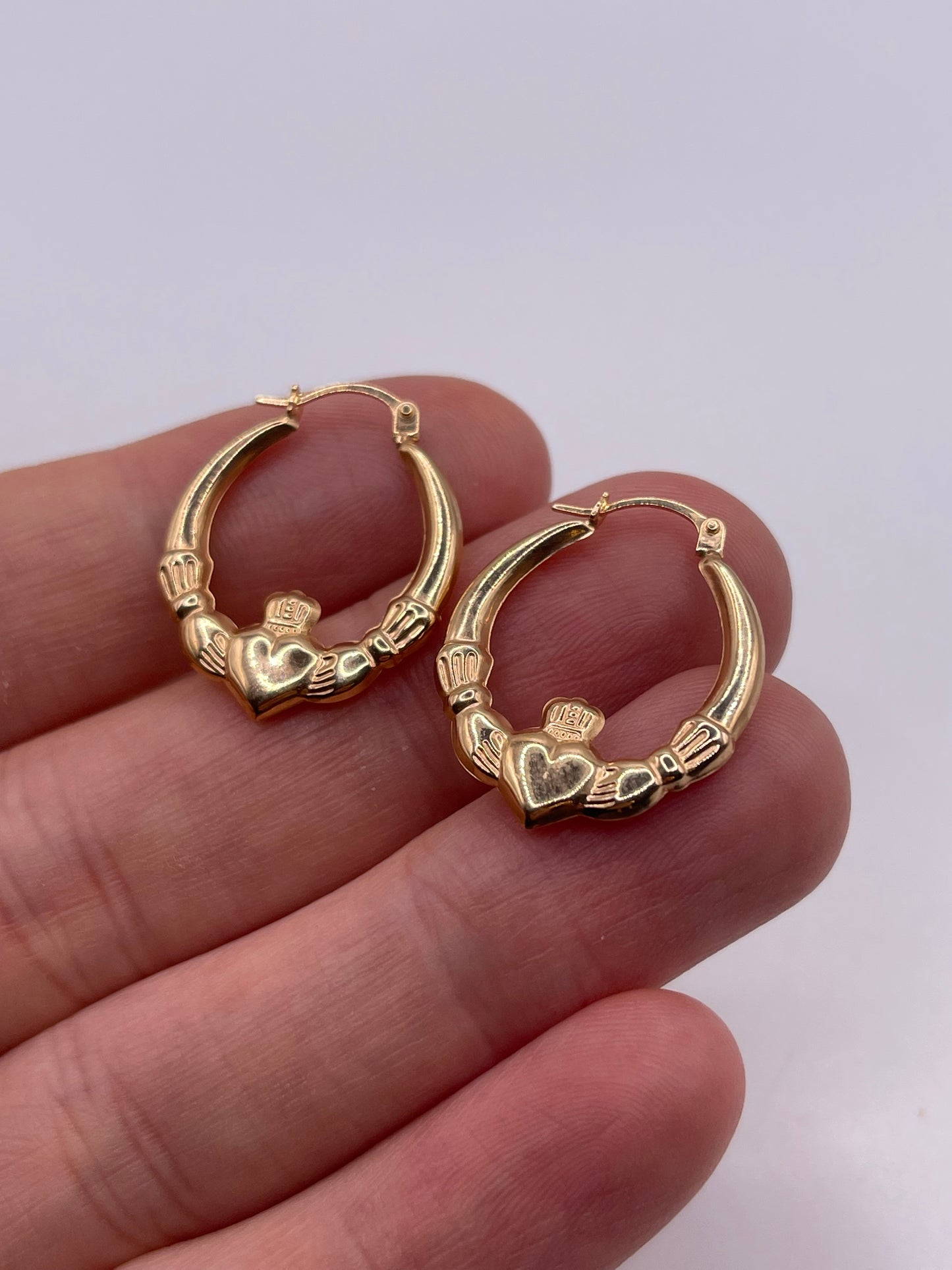 9ct gold claddagh creole earrings