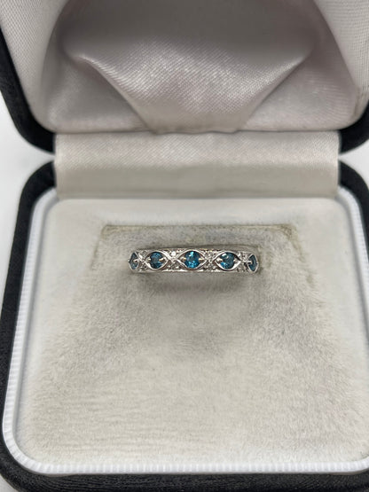 9ct gold topaz and diamond ring