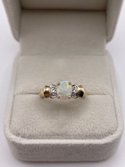 9ct gold opal and diamond ring