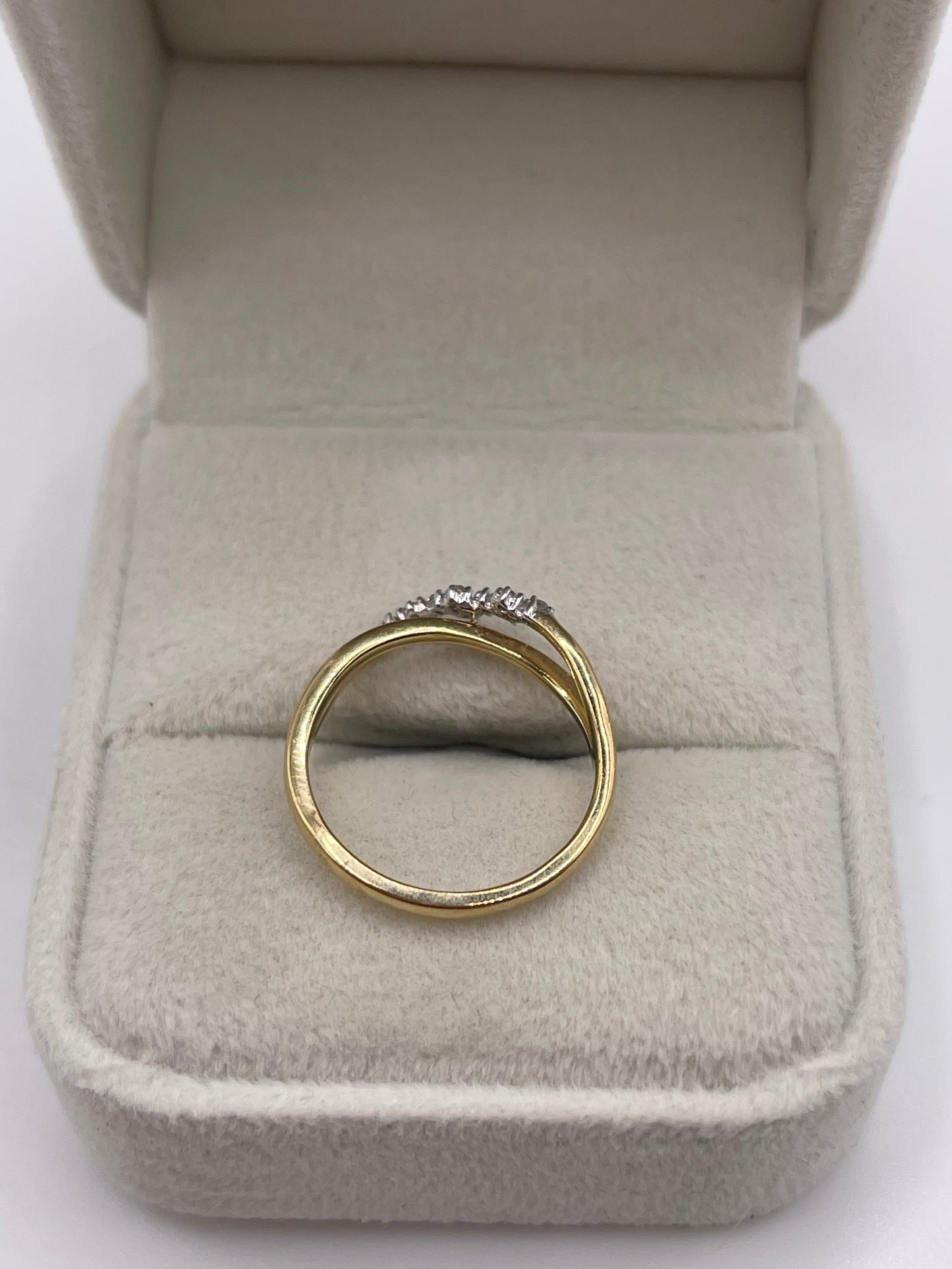 9ct gold diamond cluster ring