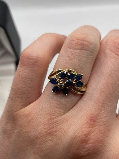 9ct gold sapphire and diamond ring