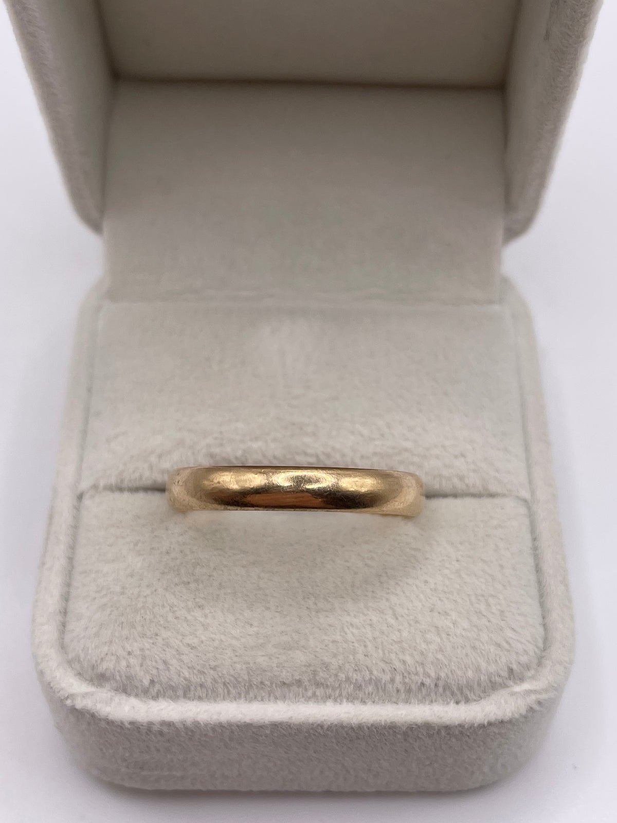 9ct gold band