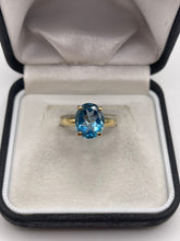 Load image into Gallery viewer, 9ct gold blue topaz ring
