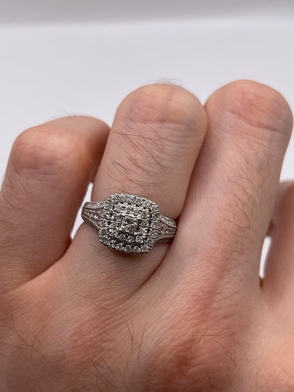 9ct white gold diamond cluster ring