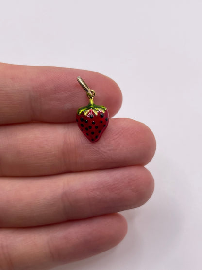 9ct gold enamelled strawberry