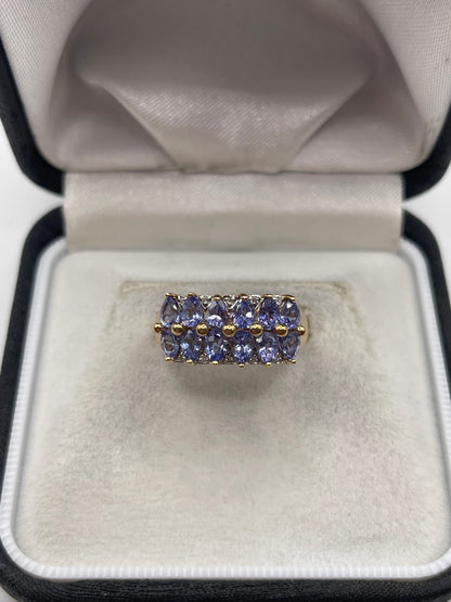 9ct gold tanzanite and diamond ring