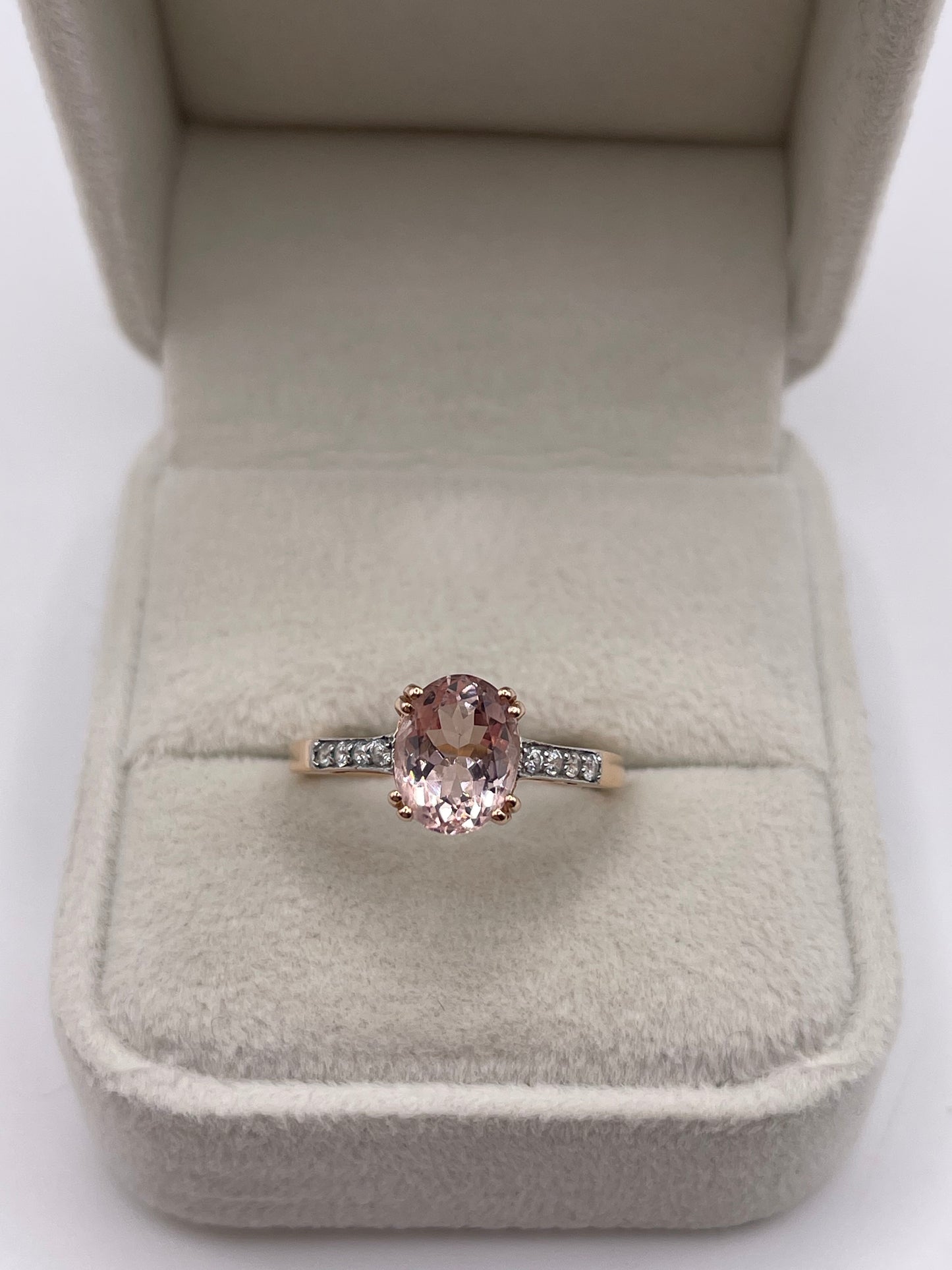 9ct gold morganite and zircon ring