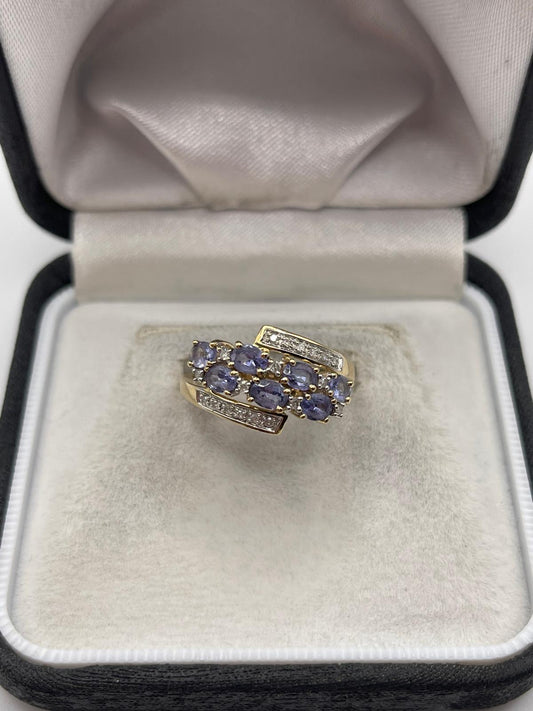 9ct gold tanzanite and diamond ring