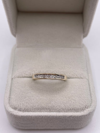 9ct gold diamond ring