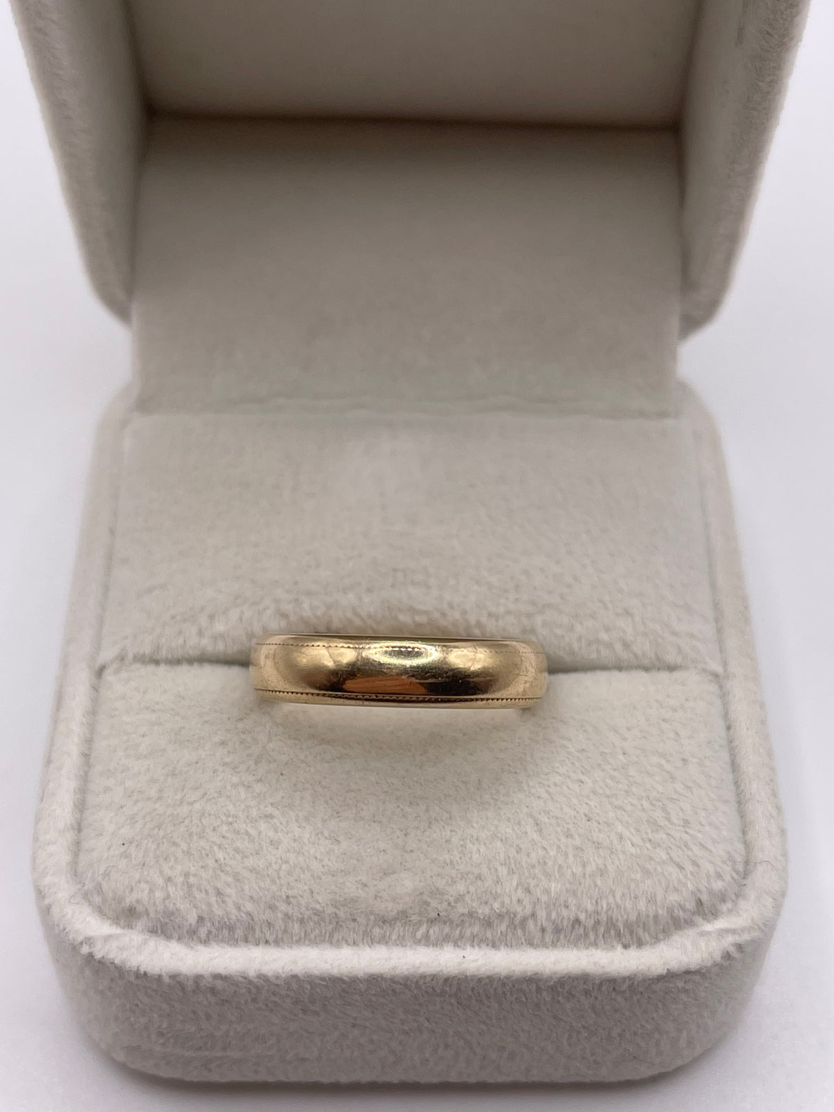 9ct gold band