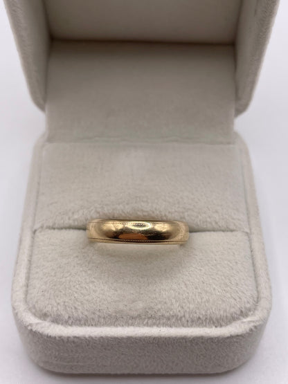 9ct gold band