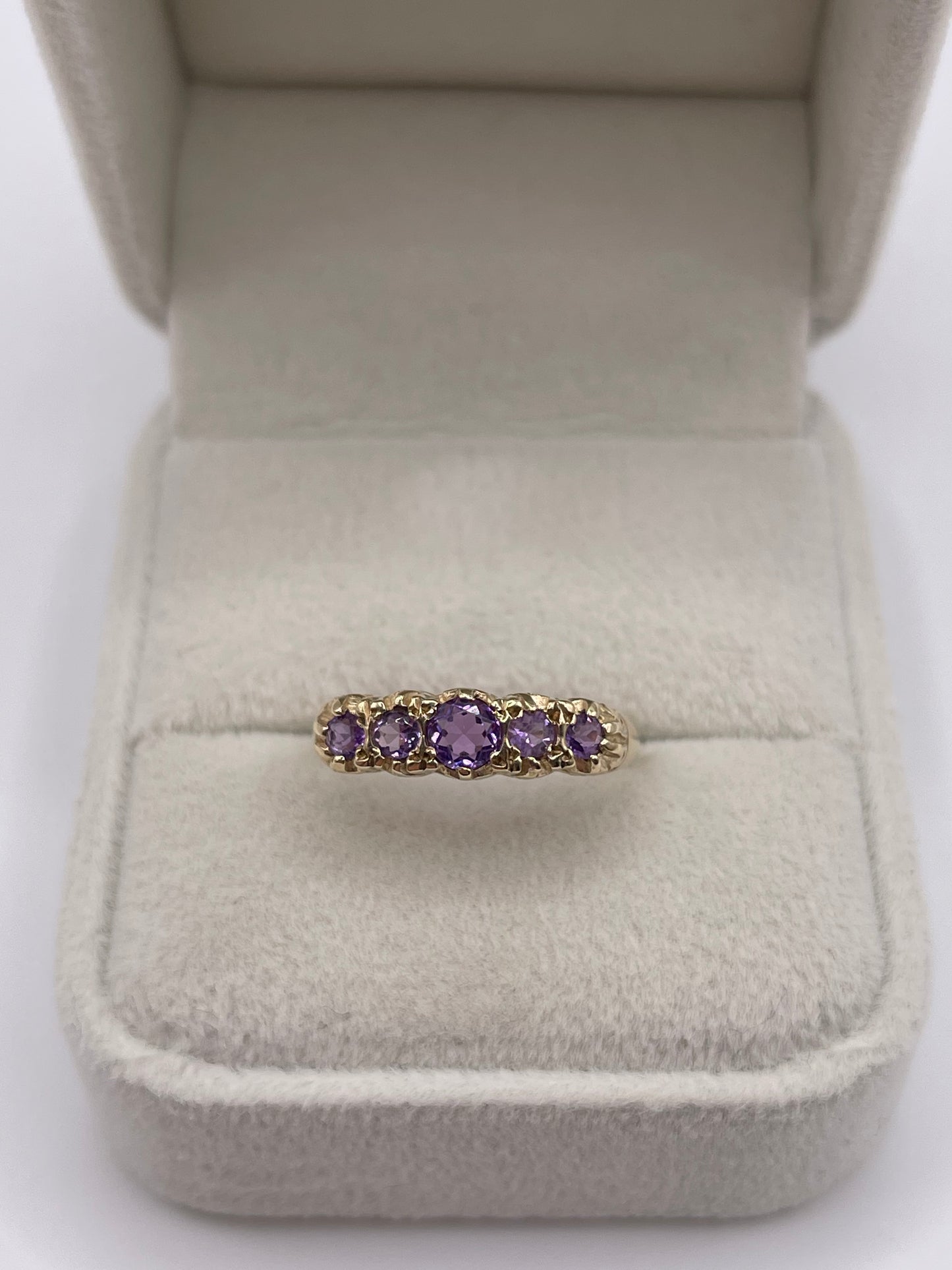 9ct gold amethyst ring