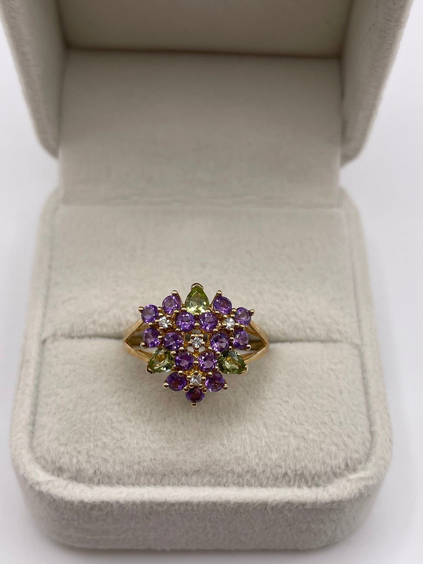 9ct gold amethyst and peridot cluster ring