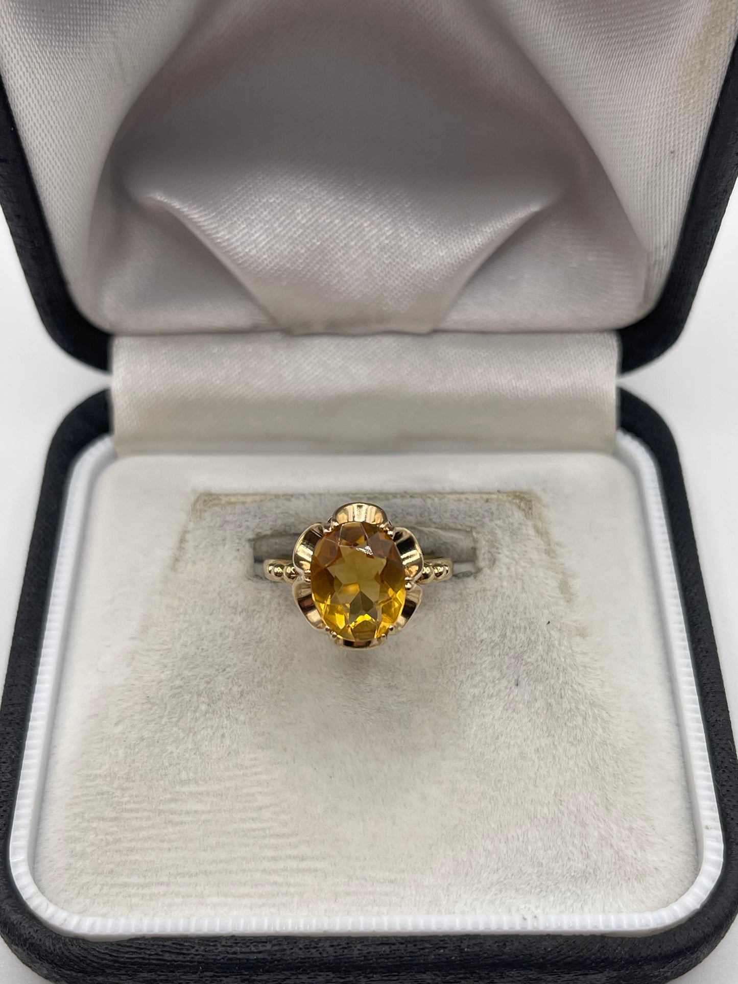 9ct gold citrine ring