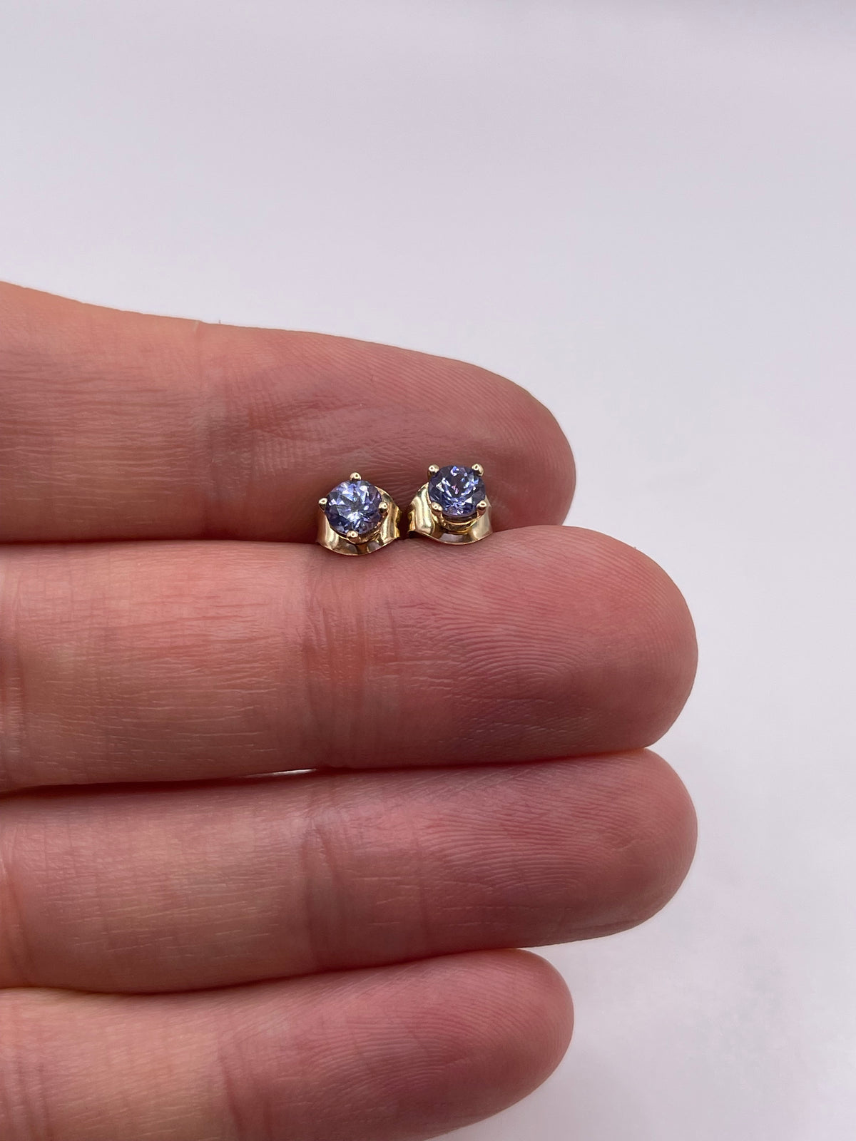 9ct gold tanzanite earrings