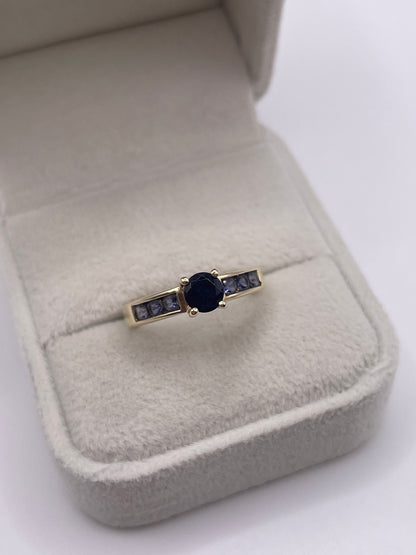 9ct gold iolite ring