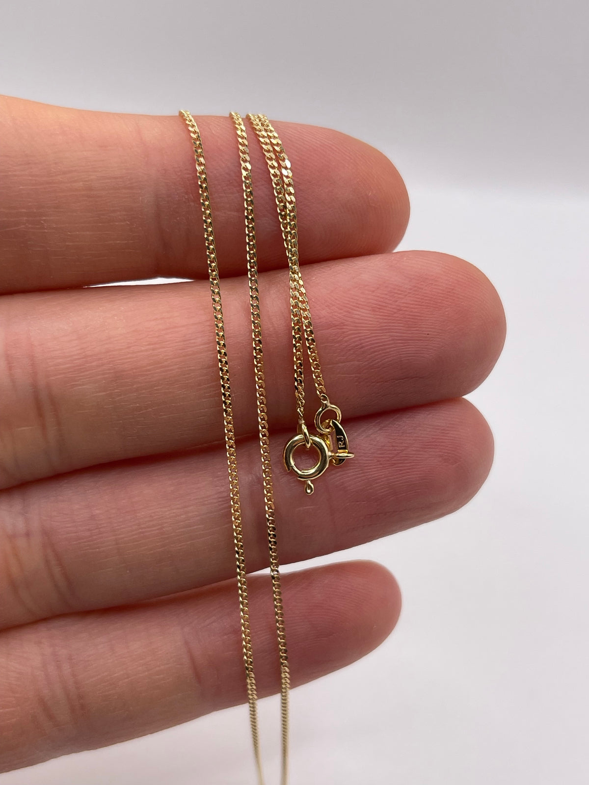 9ct gold chain 610