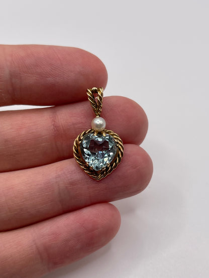 9ct gold topaz and pearl pendant