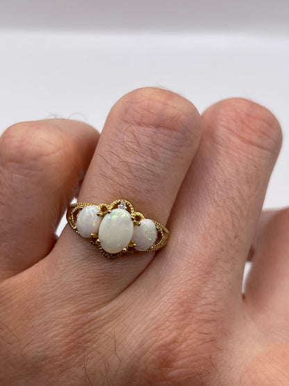 9ct gold opal and diamond ring
