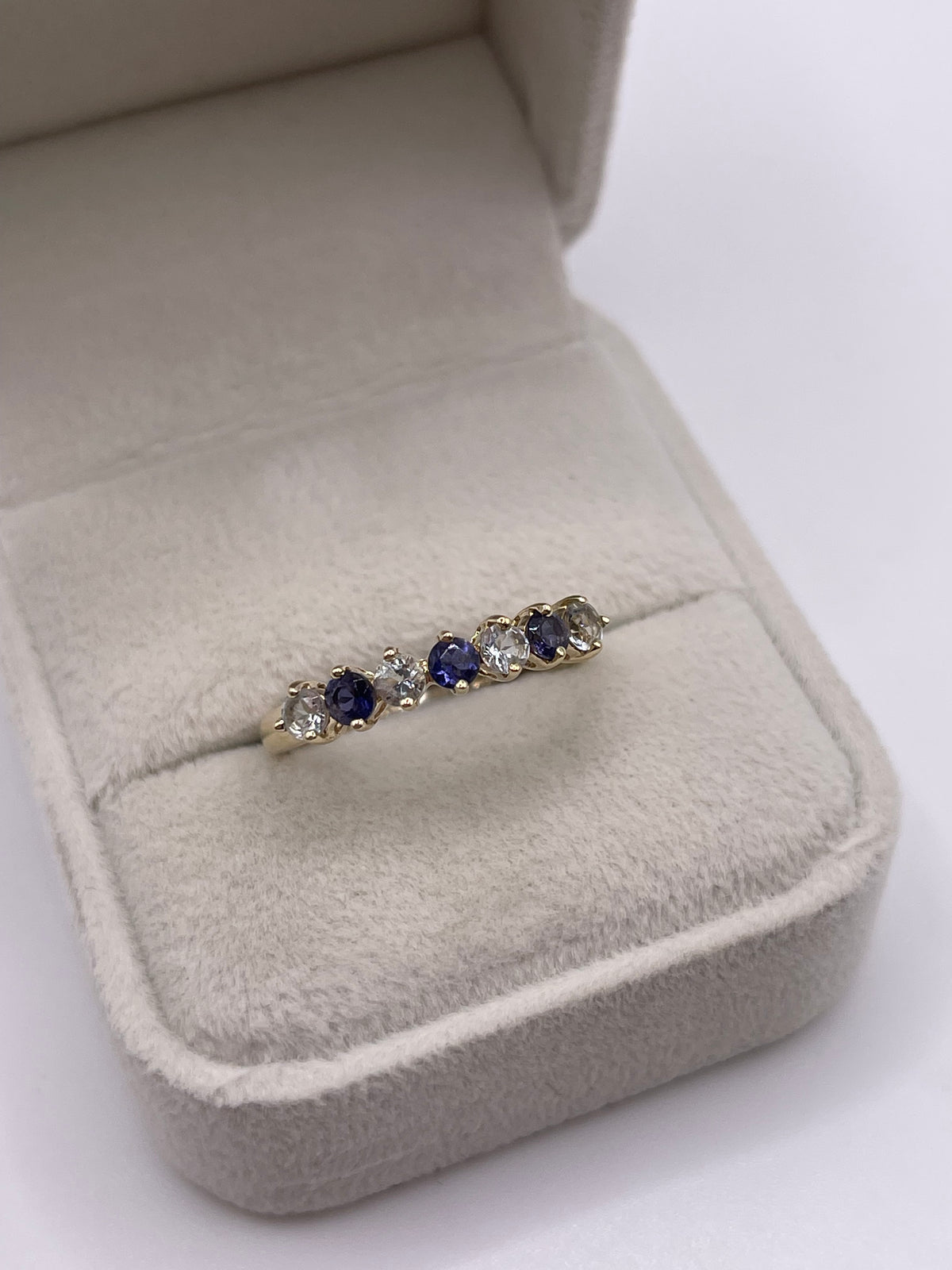 9ct gold iolite and aquamarine ring