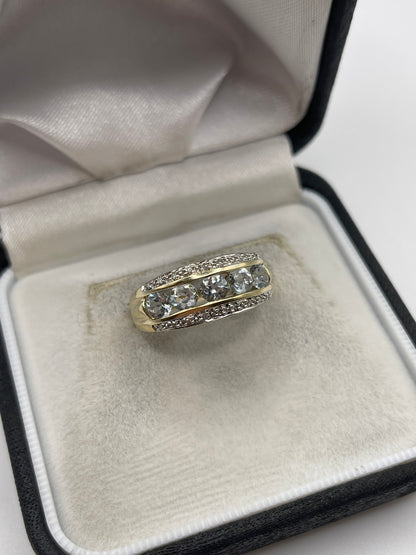 9ct gold aquamarine and diamond ring