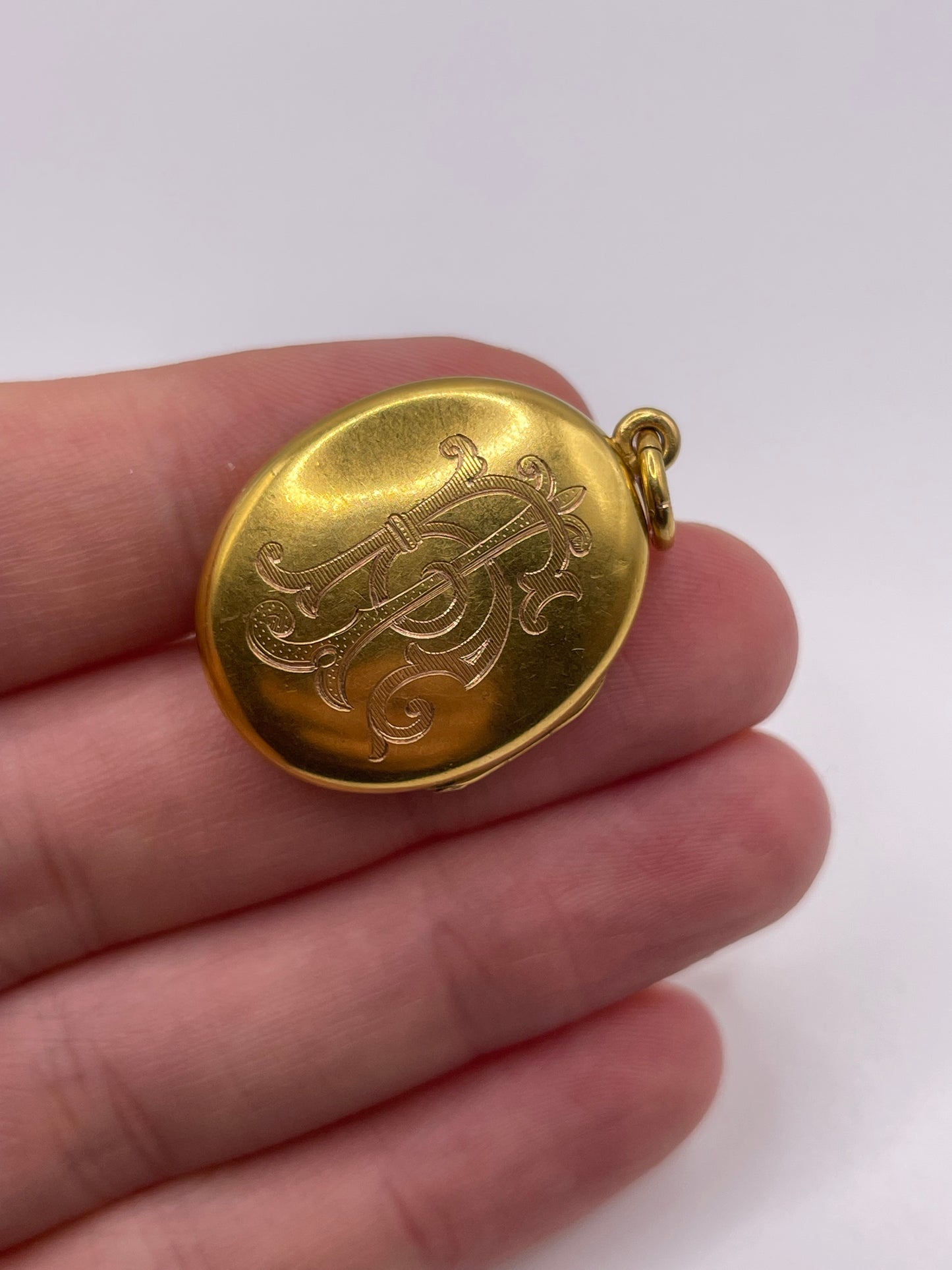 Antique 15ct gold pearl and diamond locket