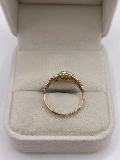 9ct gold opal ring