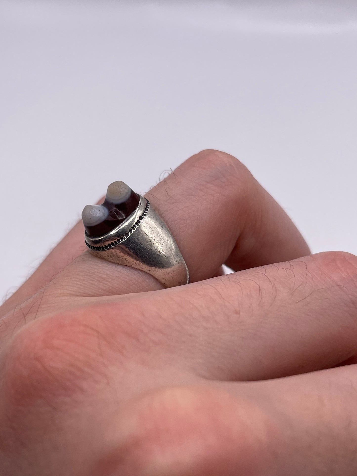 Silver agate ring