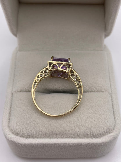 9ct gold amethyst and diamond ring